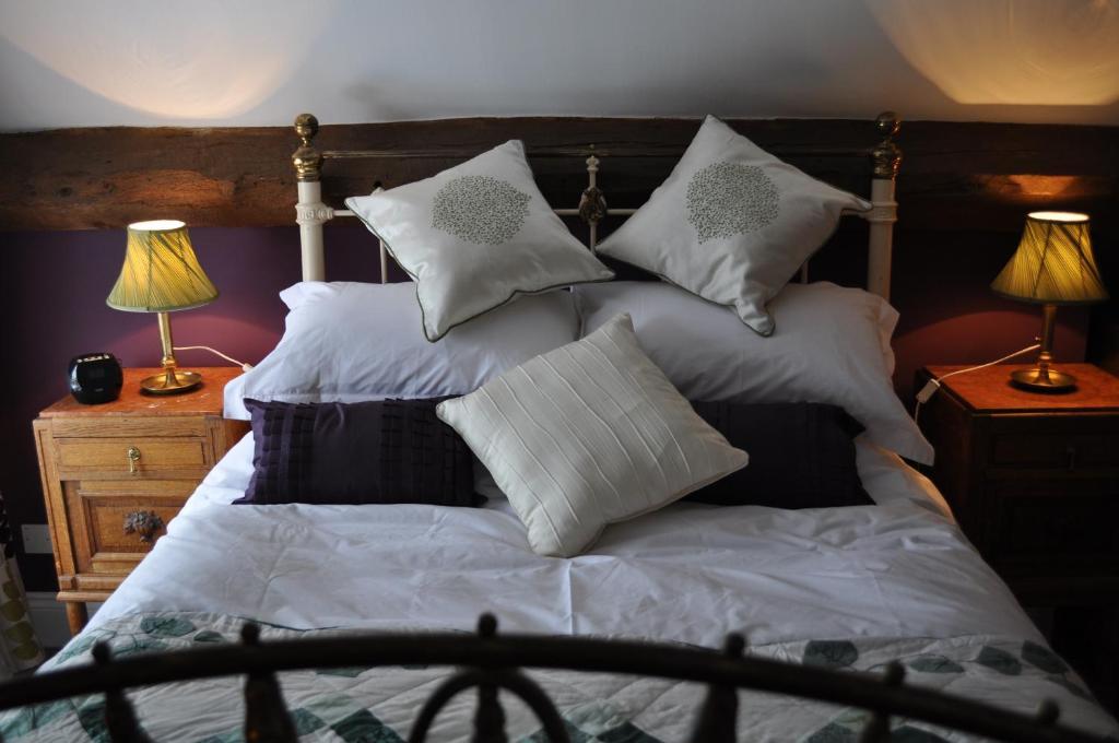Old Ivy House Bed & Breakfast นานีทัน ห้อง รูปภาพ