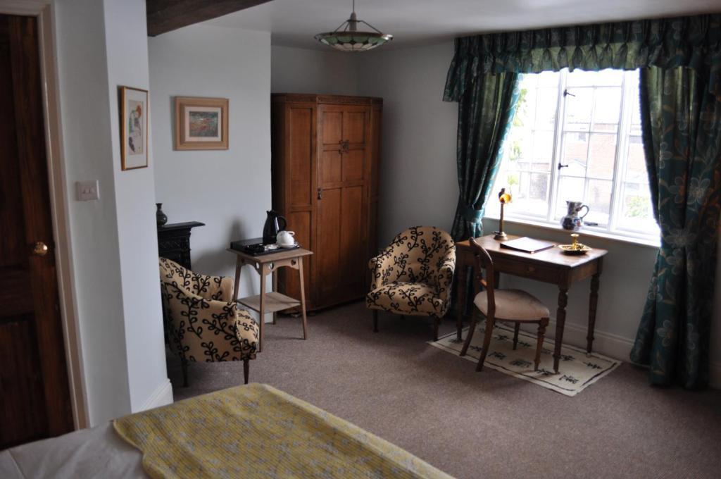 Old Ivy House Bed & Breakfast นานีทัน ห้อง รูปภาพ