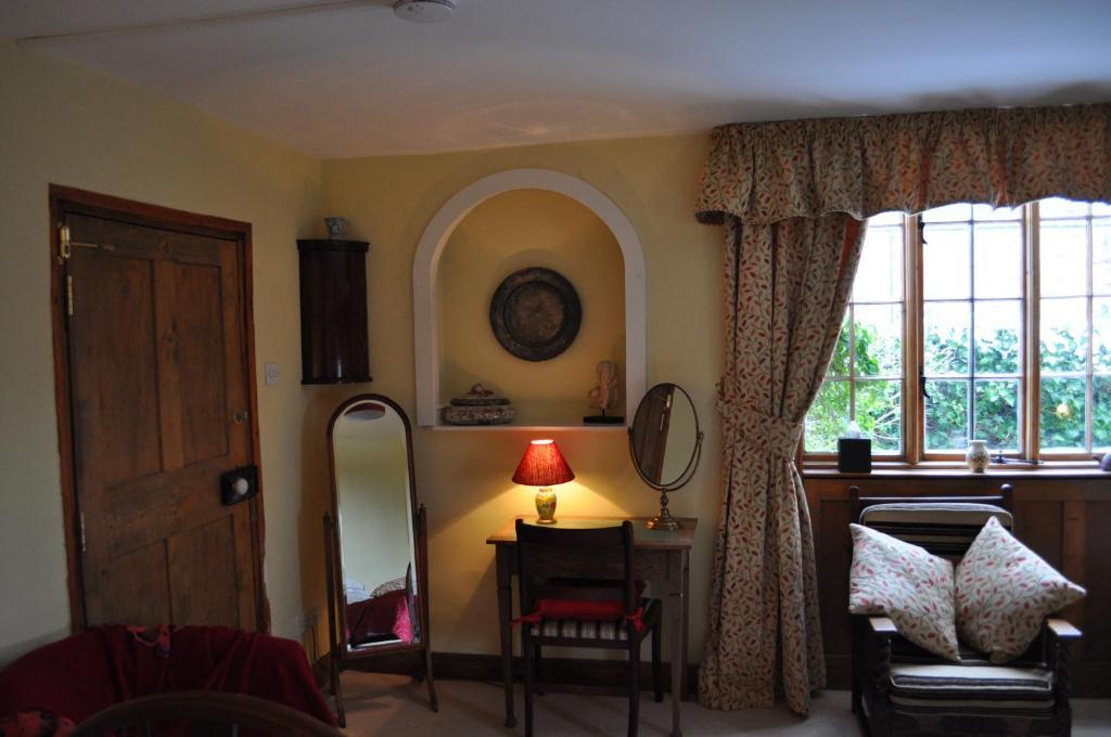 Old Ivy House Bed & Breakfast นานีทัน ห้อง รูปภาพ
